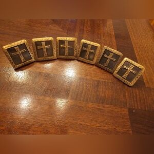 Cross Saddle Conchos